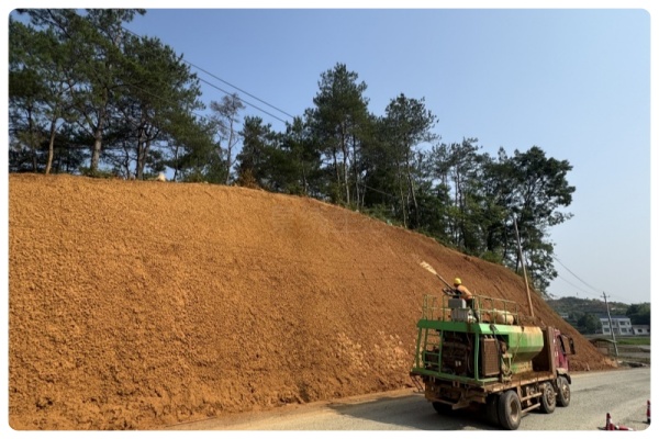 景绣生态｜高速公路边坡绿化施工方案，专业技术筑牢生态防护屏障