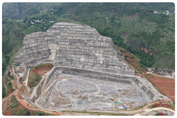 景绣生态技术落地白鹤滩旱谷地 攻坚建设中静待生态蜕变