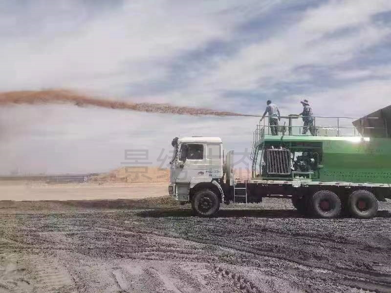 裸露地面生态抑尘技术及其施工方法