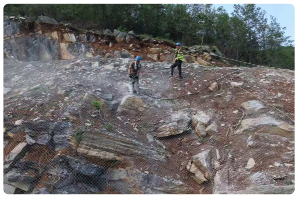 景绣生态：锚杆施工，筑牢绿色根基